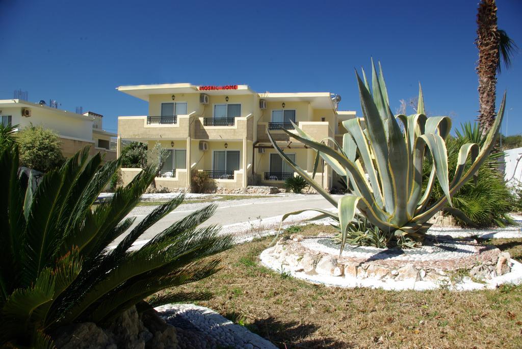 Mosaic Gardens Apartment Фалираки Екстериор снимка